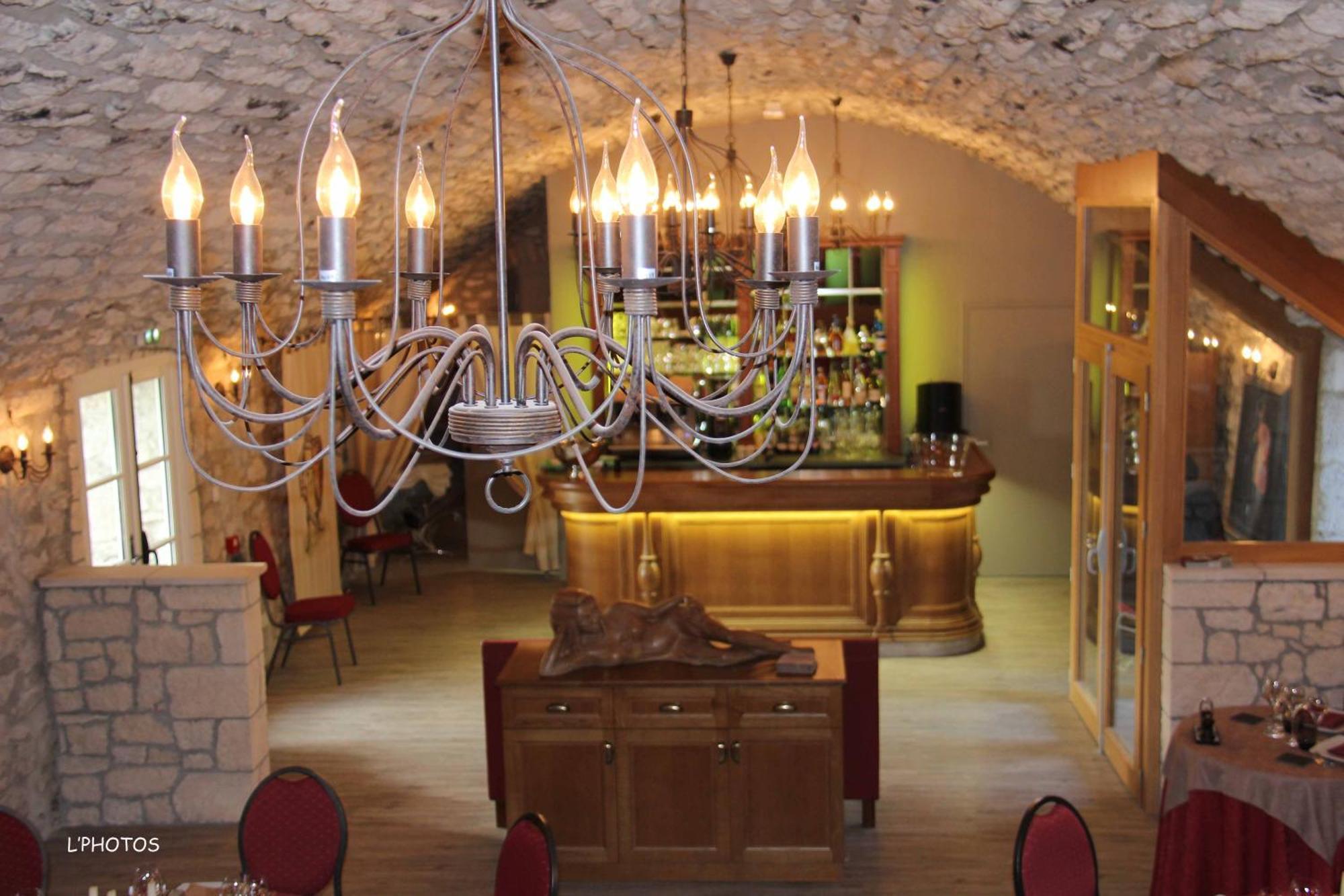 Logis Hotel Le Relais Louis XI Мён-сюр-Луар Экстерьер фото