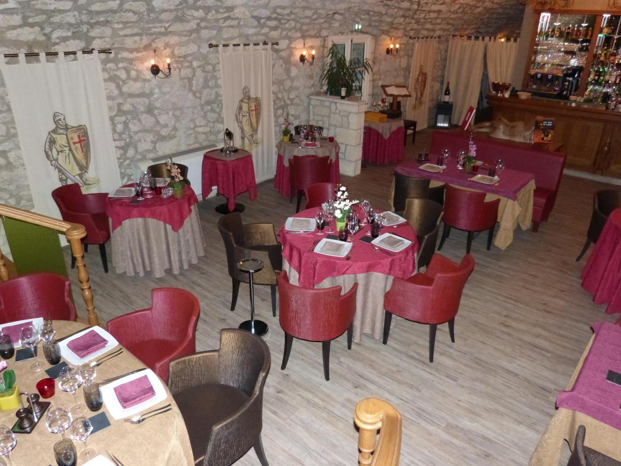 Logis Hotel Le Relais Louis XI Мён-сюр-Луар Экстерьер фото