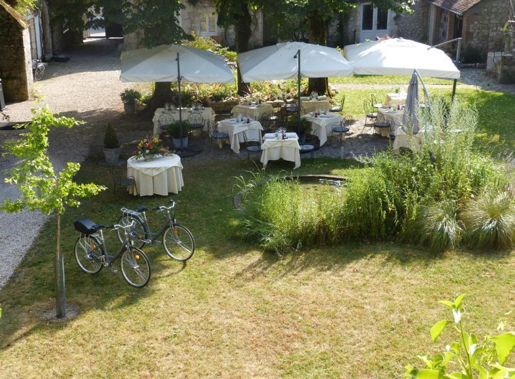 Logis Hotel Le Relais Louis XI Мён-сюр-Луар Экстерьер фото