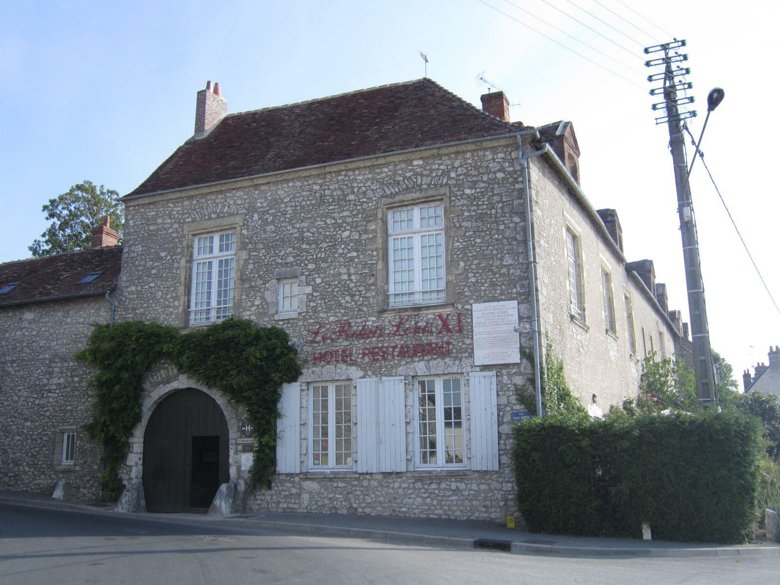 Logis Hotel Le Relais Louis XI Мён-сюр-Луар Экстерьер фото